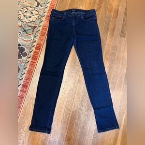 lightweight dark blue Joe’s Jeans 30 waist 31 inseam mid-rise